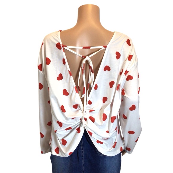 SHEIN Curve 1XL Heart Print Open Back Tie Top Valentine Long Sleeve - Picture 4 of 10